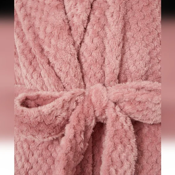 LA VIE EN ROSE FUZZY ROBE - Picture 6 of 6